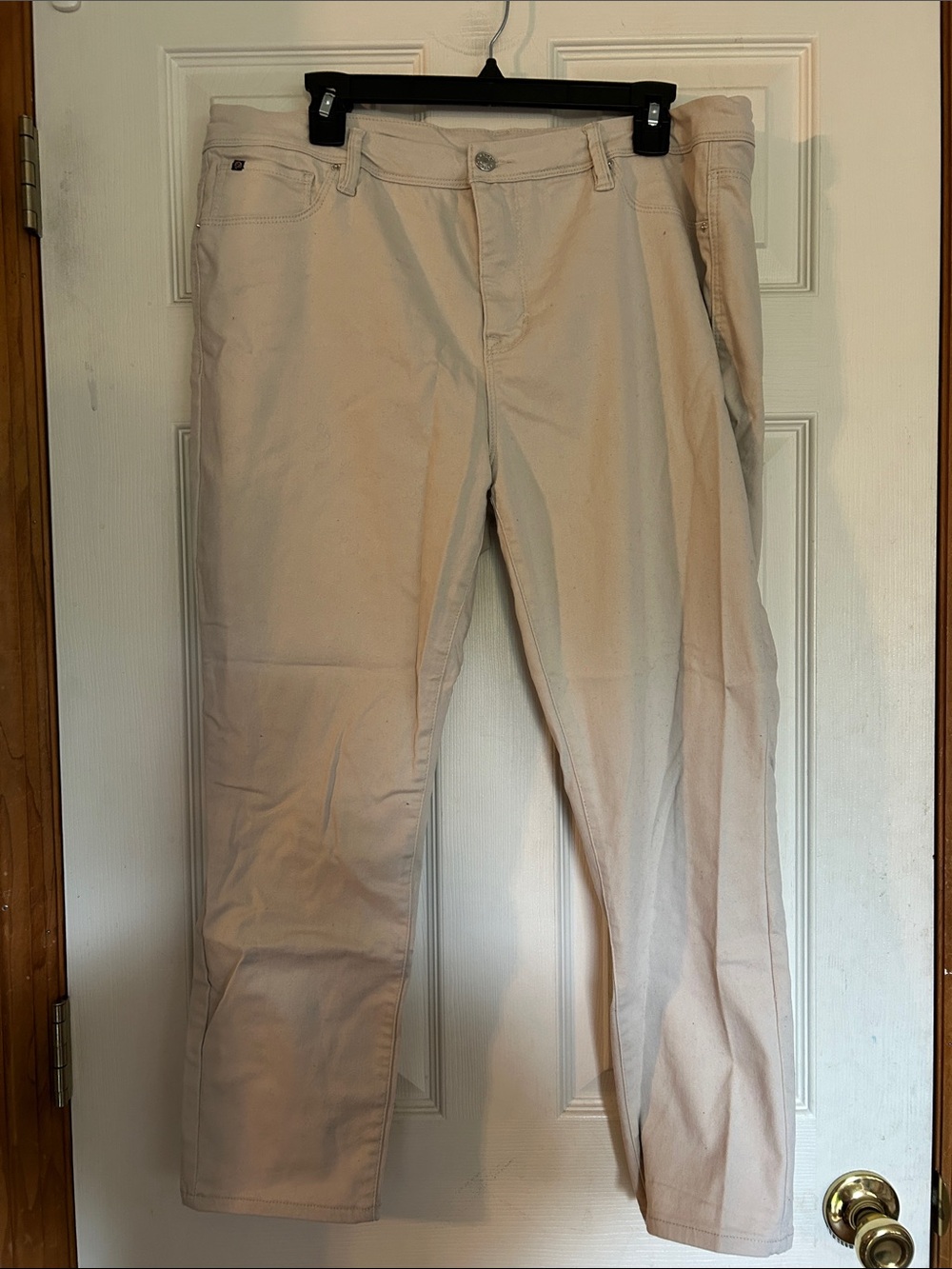 Women’s Classic Beige Jeggings